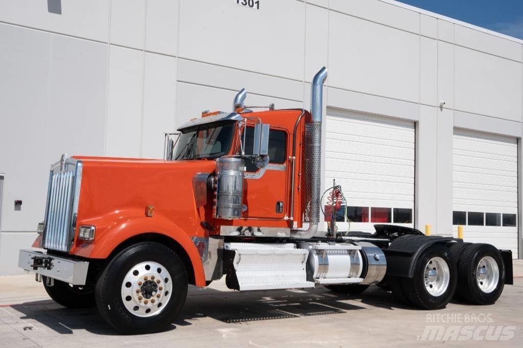 Kenworth W 900 Vilcēji