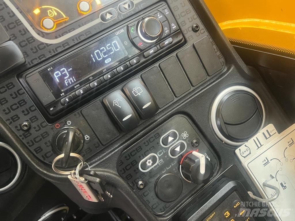JCB 535-95 Teleskopiskie manipulatori