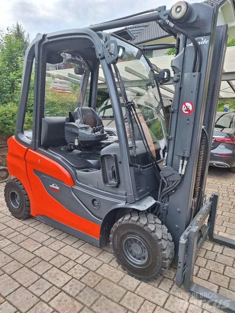 Linde H 20 D Tehnika ar dīzeļa dzinēju