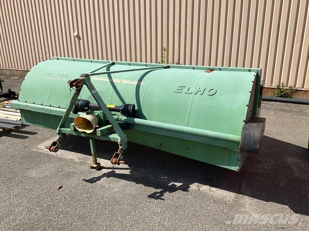 Elho TR 300 Grābekļi un siena ārdītāji