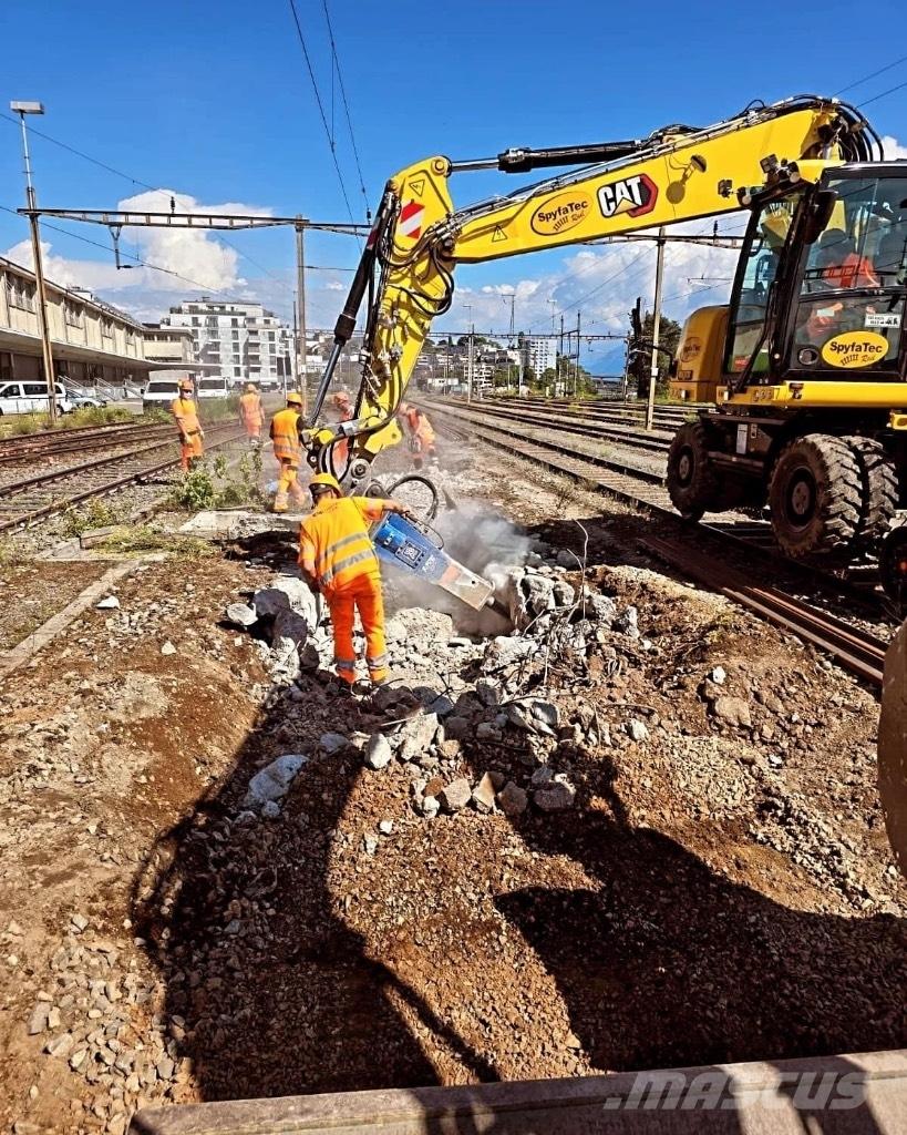 CAT 323 Rail Īpašie ekskavatori