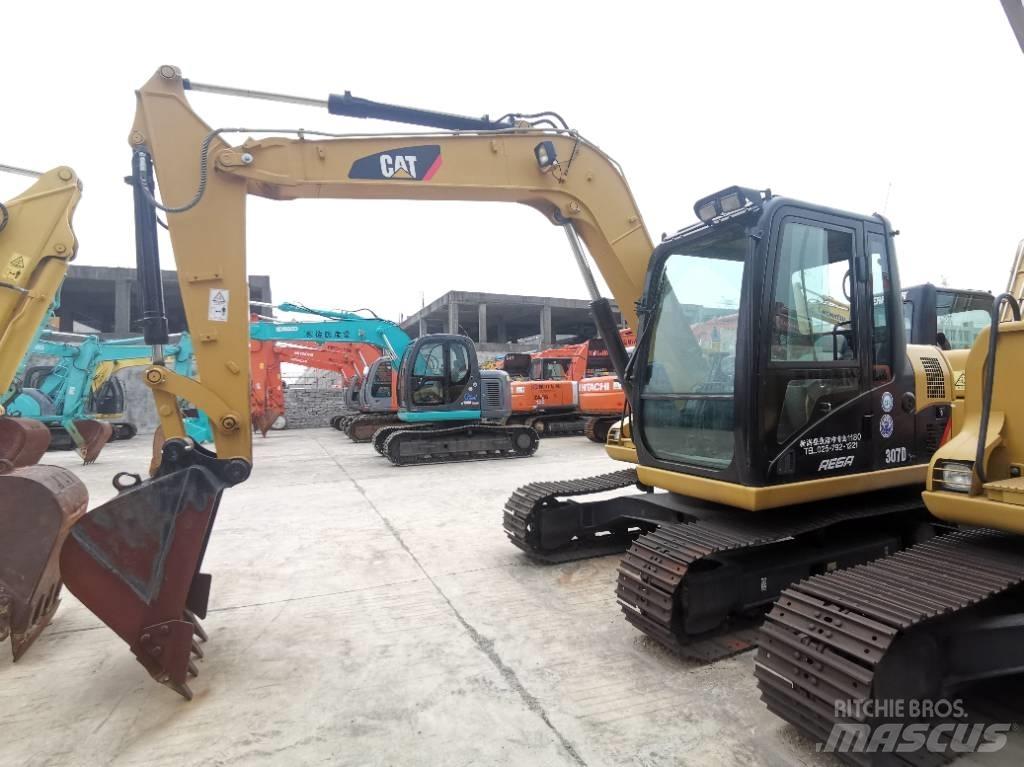 CAT 307d Kāpurķēžu ekskavatori
