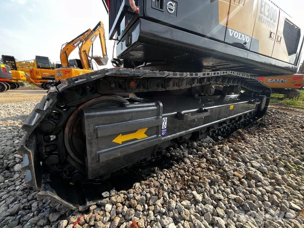 Volvo EC 300 D L Kāpurķēžu ekskavatori