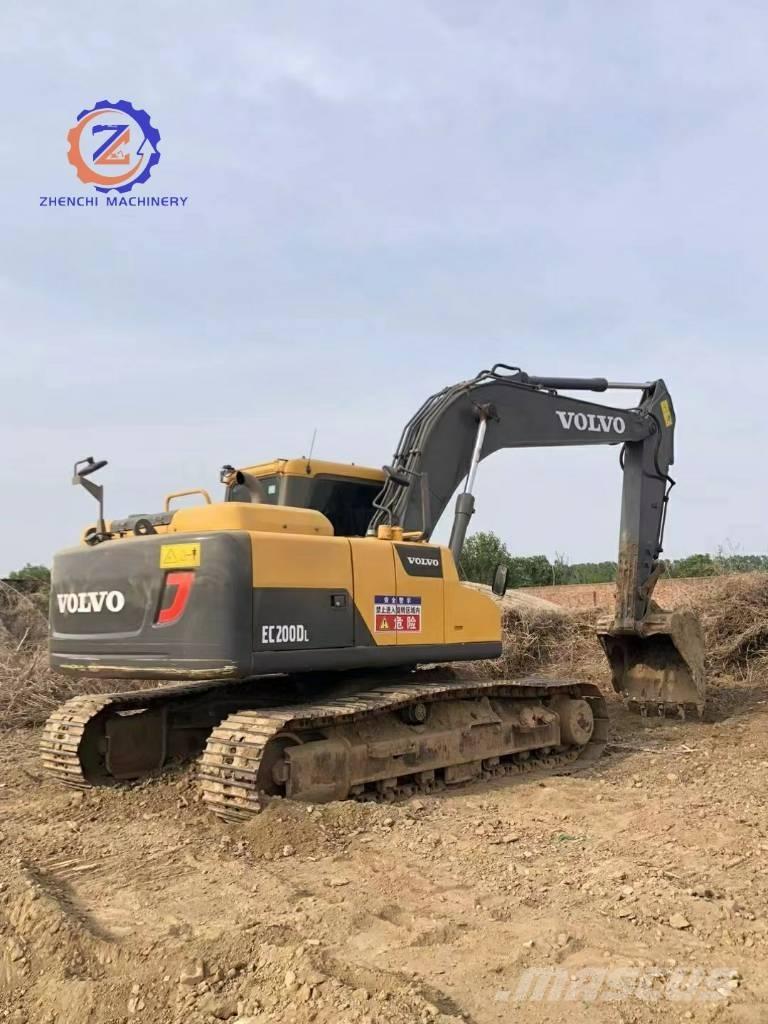 Volvo EC 200 D Kāpurķēžu ekskavatori