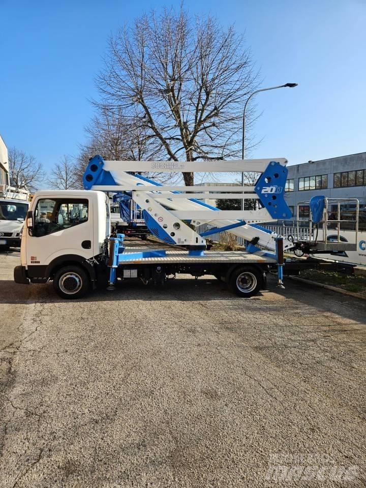 Socage 20D Pacēlāji uz automašīnas bāzes
