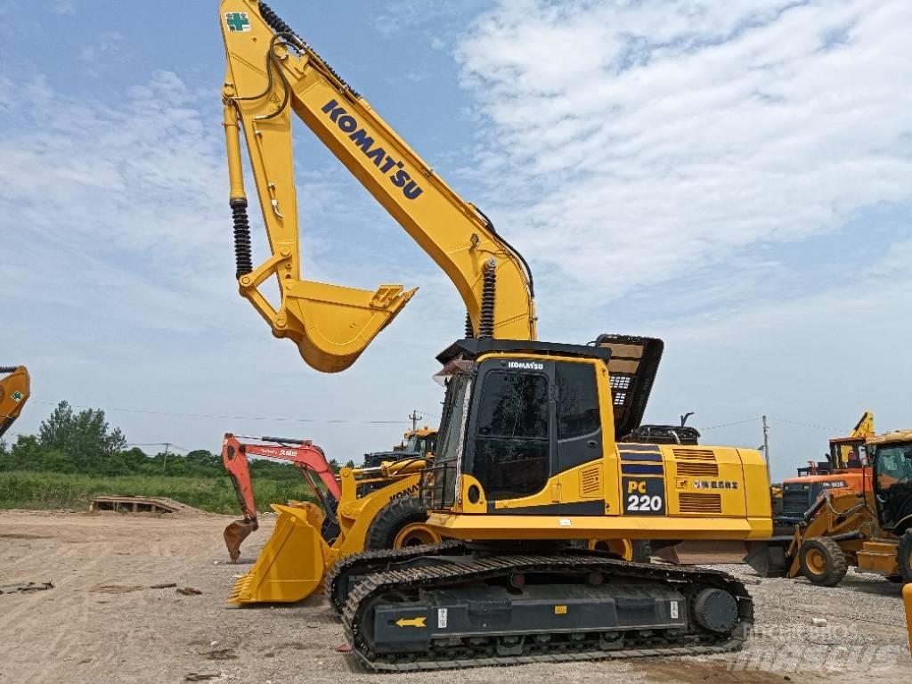 Komatsu PC 220-8 Kāpurķēžu ekskavatori