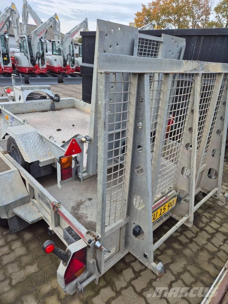 Nugent P3718H Citas piekabes