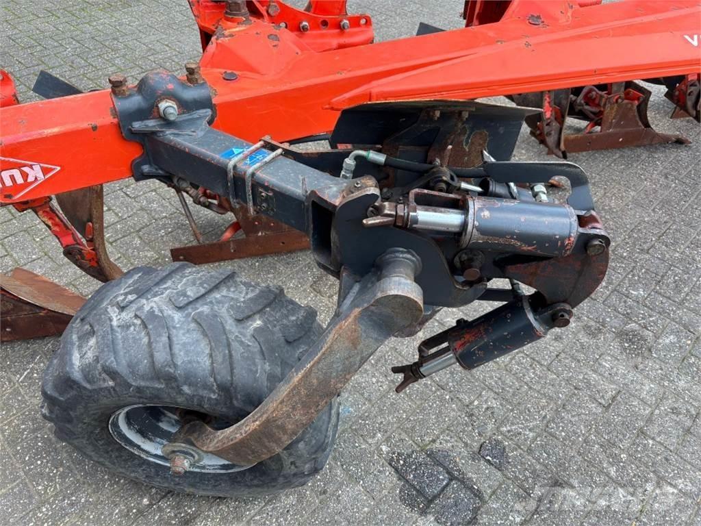 Kuhn VM 1525T Grāvju arkli