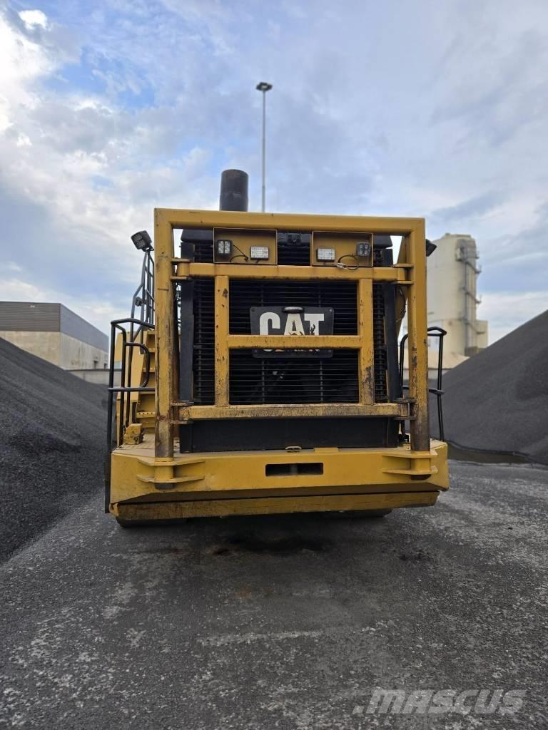 CAT 988 K Iekrāvēji uz riteņiem