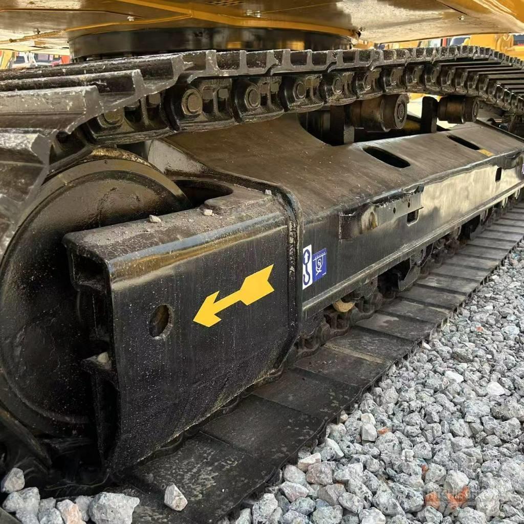 CAT 325D2L Kāpurķēžu ekskavatori