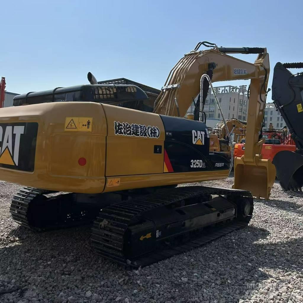 CAT 325D2L Kāpurķēžu ekskavatori