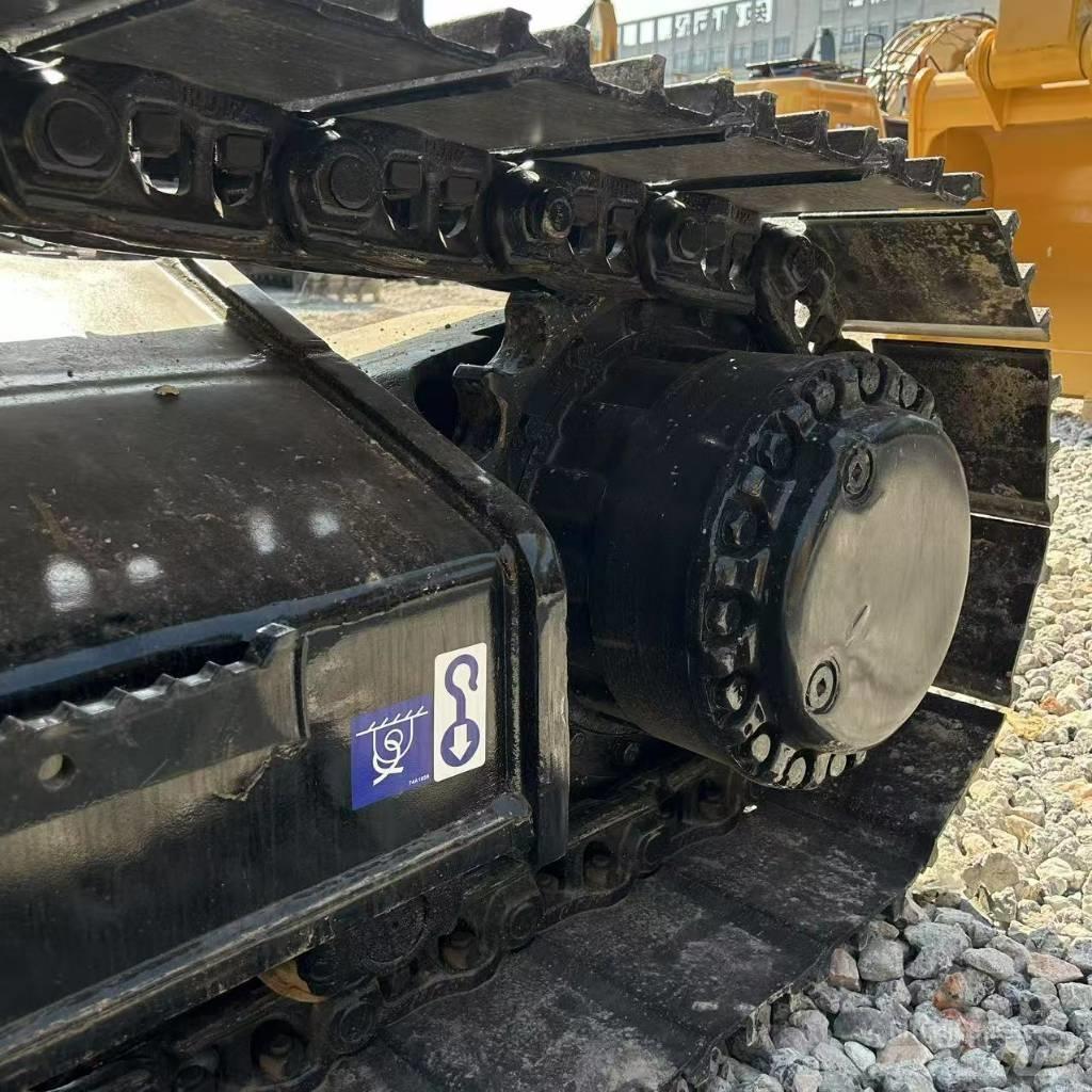 CAT 325D2L Kāpurķēžu ekskavatori