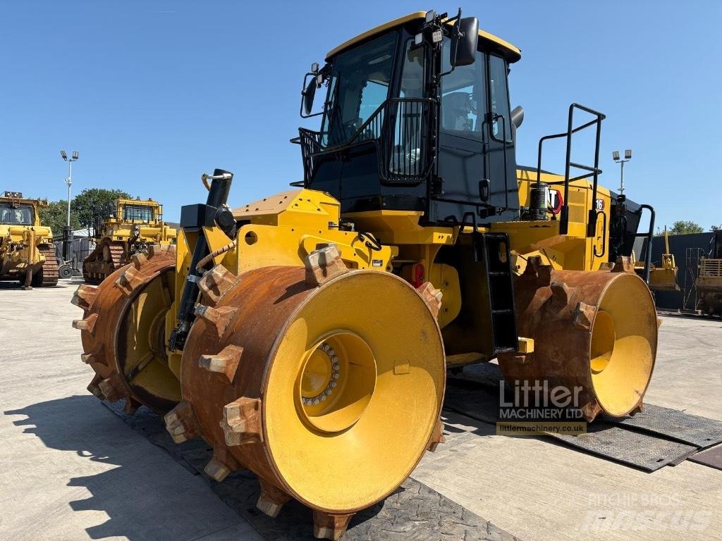 CAT 816 Atkritumu preses