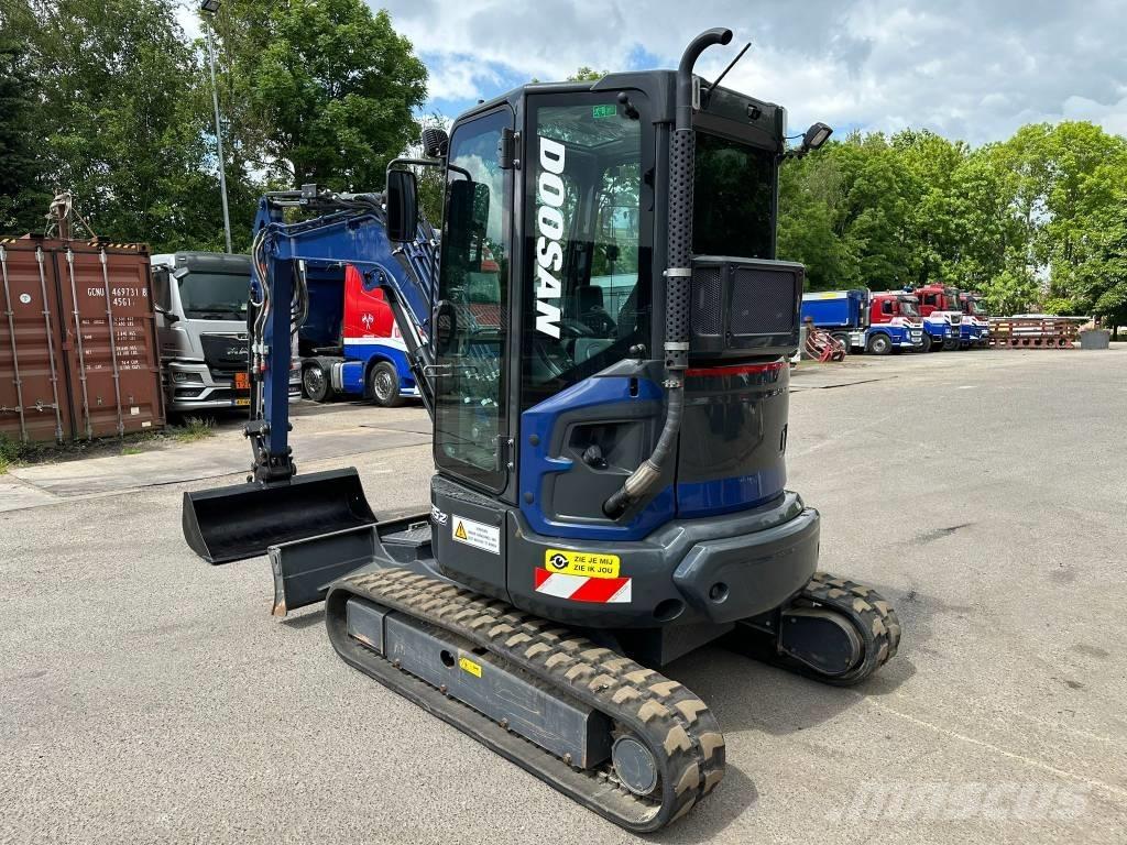 Doosan DX 35 Z Mini ekskavatori < 7 t