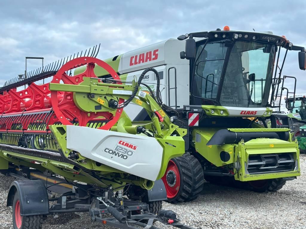 CLAAS Lexion 8900 TT Ražas novākšanas kombaini