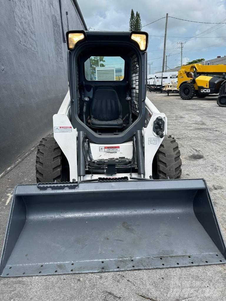 Bobcat S510 Lietoti riteņu kompaktiekrāvēji