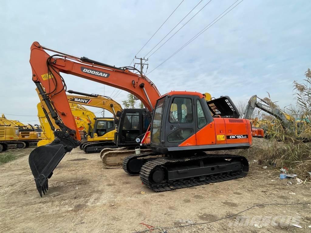 Doosan dx150 Kāpurķēžu ekskavatori