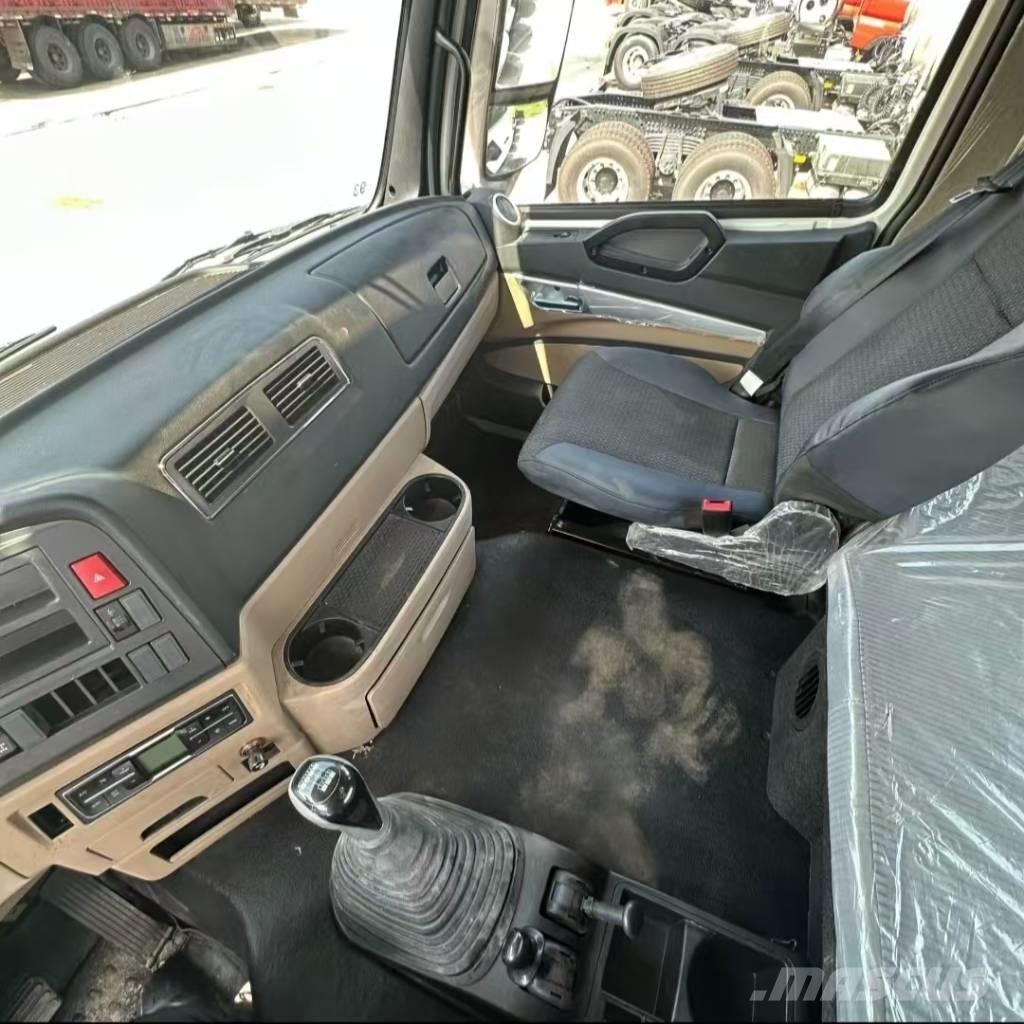 Howo 371 8x4 Pašizgāzējs