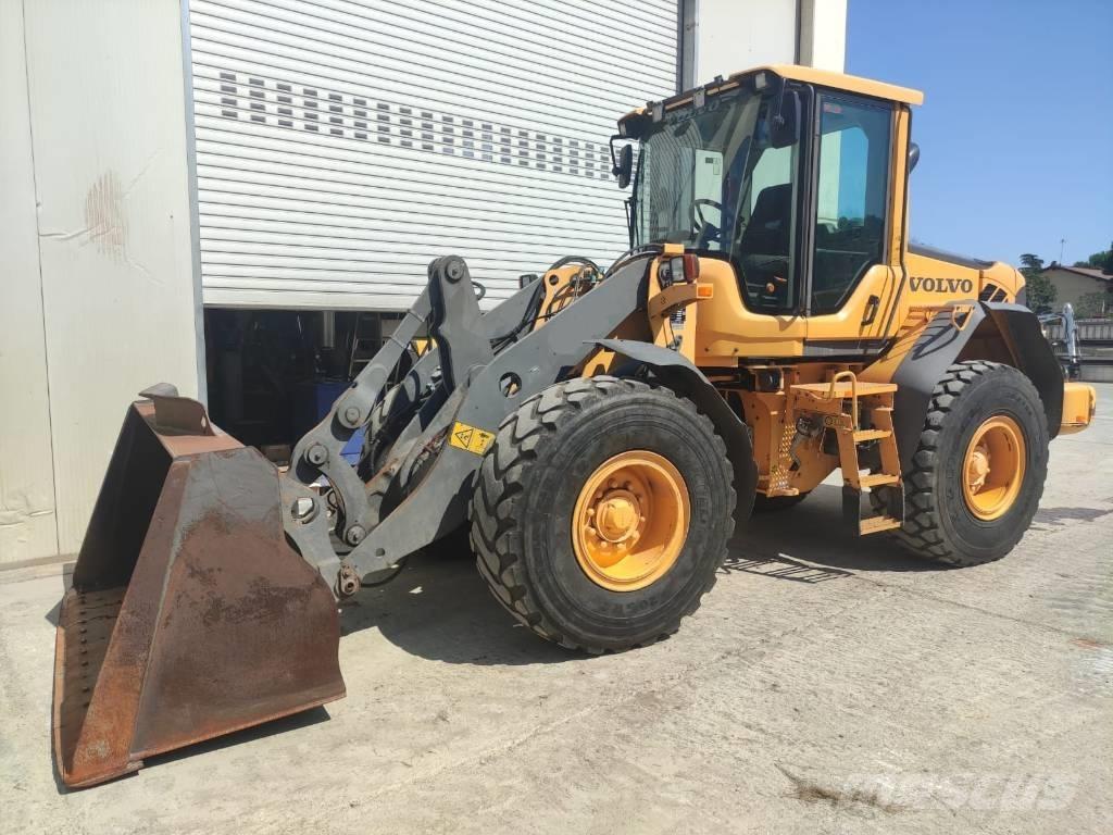 Volvo L 60 F Iekrāvēji uz riteņiem