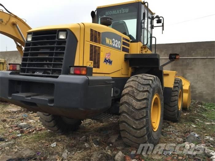 Komatsu WA 320-5 Iekrāvēji uz riteņiem