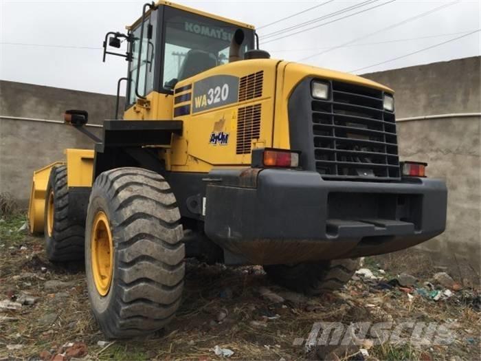 Komatsu WA 320-5 Iekrāvēji uz riteņiem