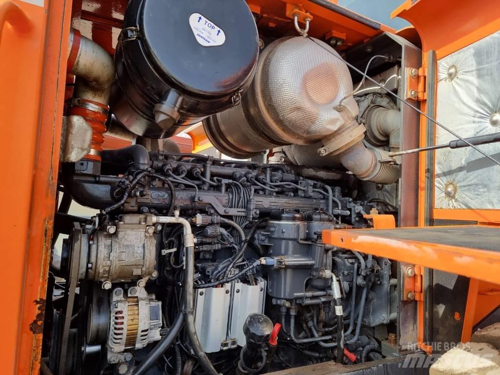 Doosan DL 300-5 Iekrāvēji uz riteņiem