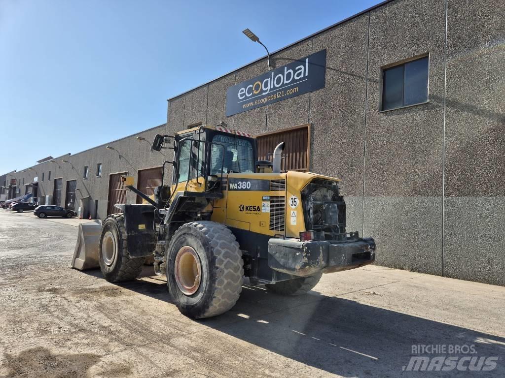 Komatsu WA 380-6 Iekrāvēji uz riteņiem