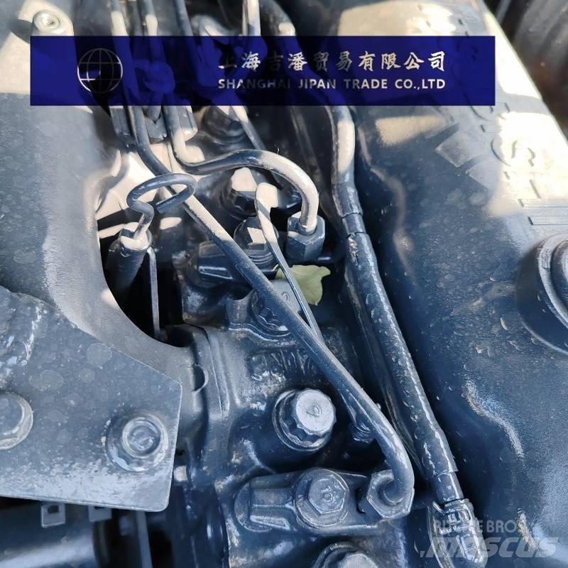 Kobelco 210 Kāpurķēžu ekskavatori