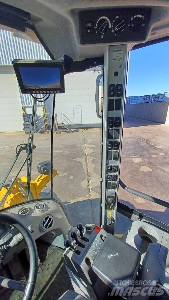 Volvo L 90 H Iekrāvēji uz riteņiem
