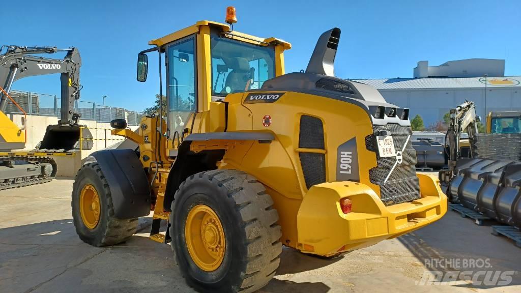 Volvo L 90 H Iekrāvēji uz riteņiem