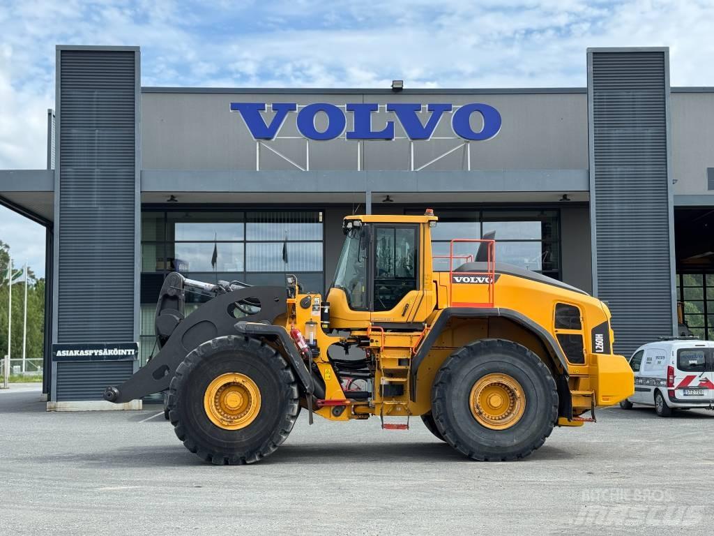 Volvo L 260 H Iekrāvēji uz riteņiem