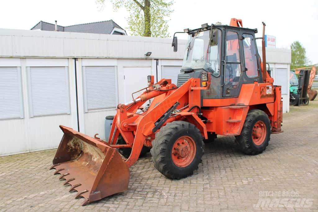 Fai 590 B Ekskavatori-iekrāvēji