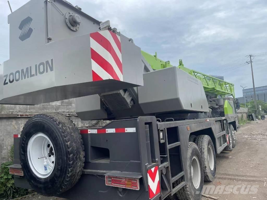 Zoomlion ZTC500 Visurgājēji celtņi