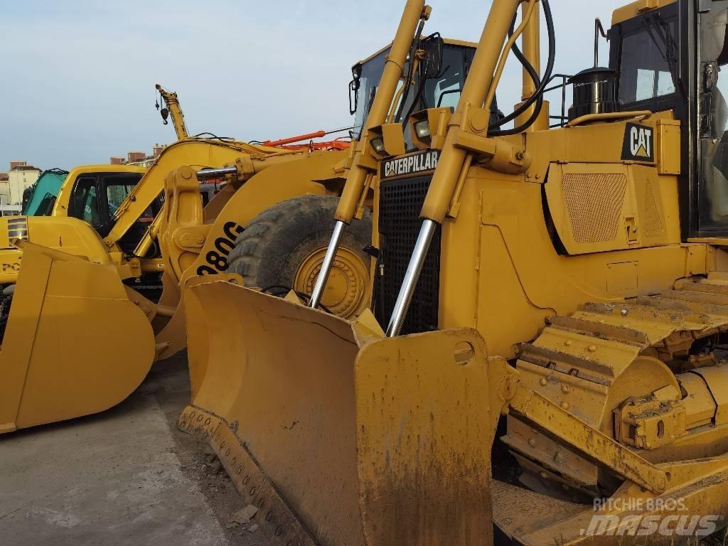 CAT D 6 G Kāpurķēžu buldozeri