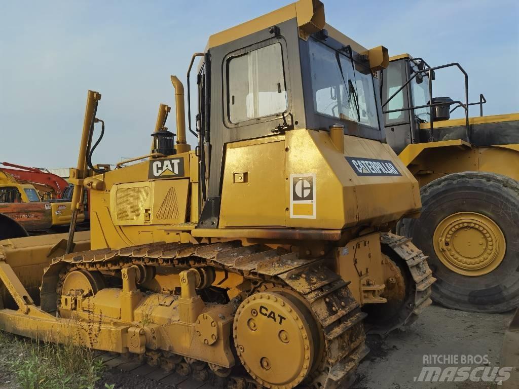 CAT D 6 G Kāpurķēžu buldozeri