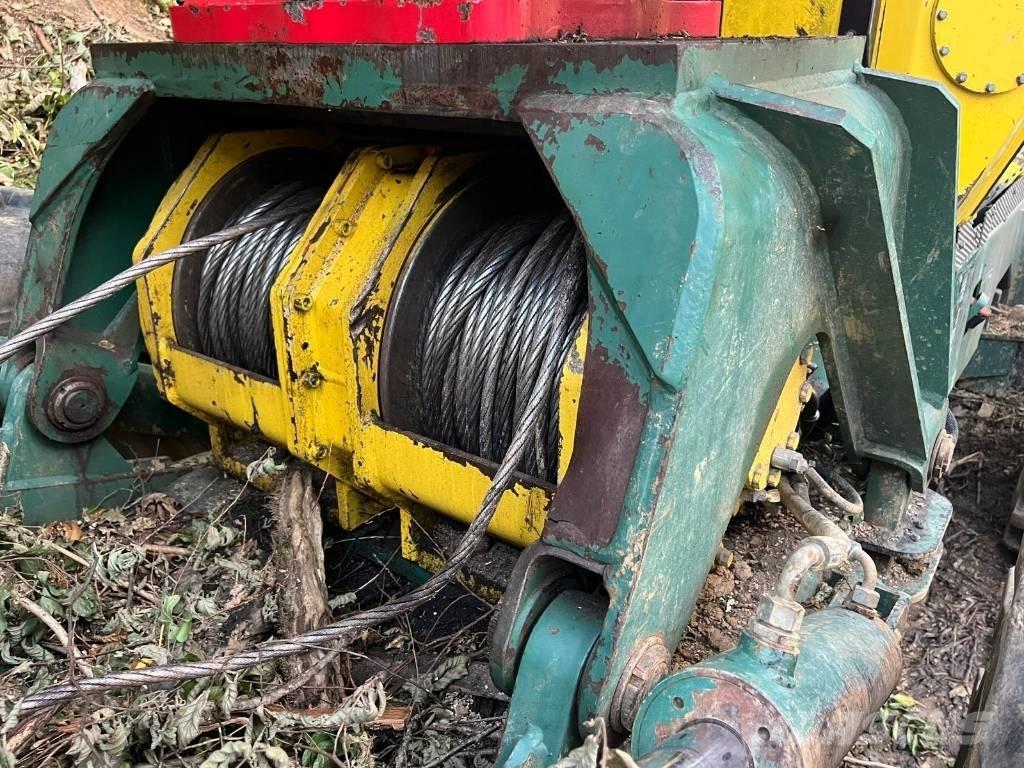 LKT 82 Mežizstrādes traktori