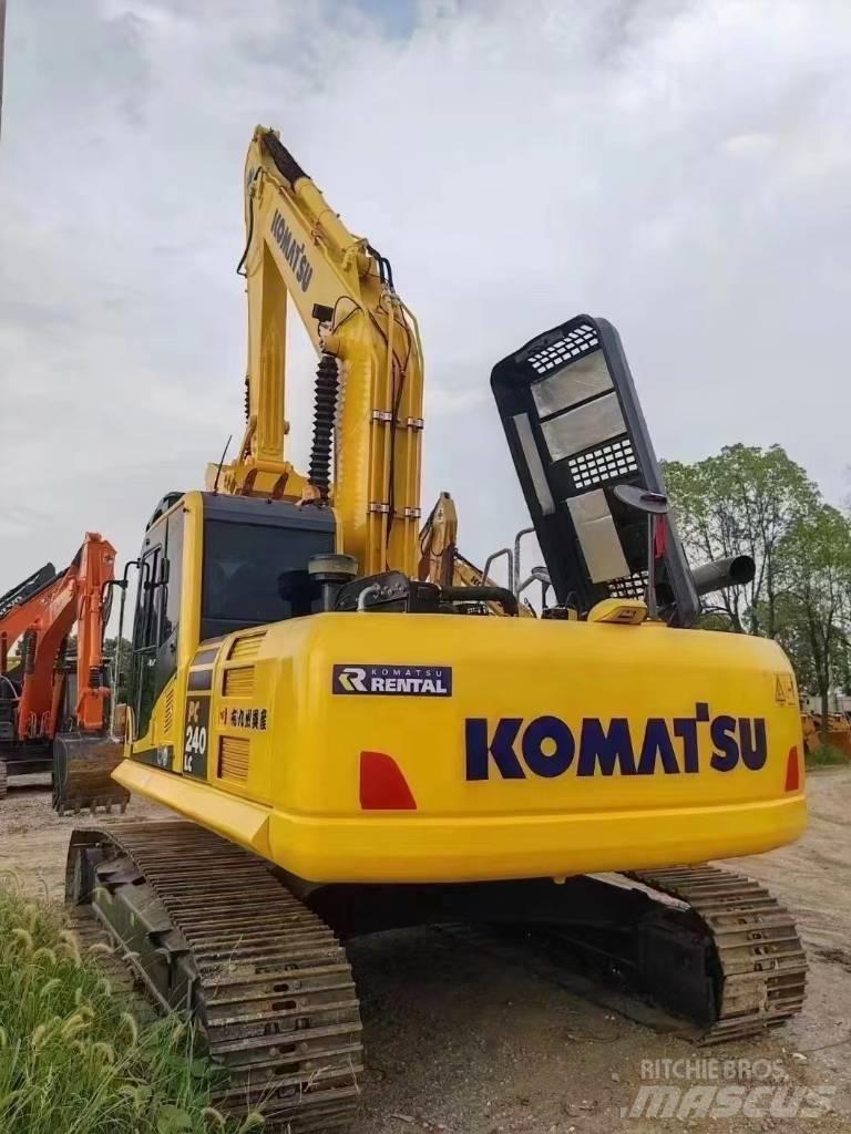 Komatsu 240LC-8 Kāpurķēžu ekskavatori