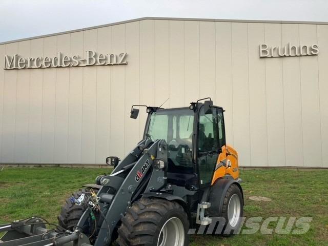 GiANT G5000 Iekrāvēji uz riteņiem