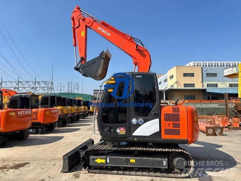 Hitachi ZX70 Kāpurķēžu ekskavatori
