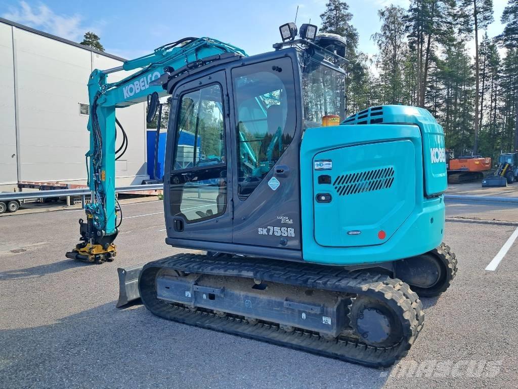 Kobelco SK75SR-7 Vidēja lieluma ekskavatori 7 t - 12 t