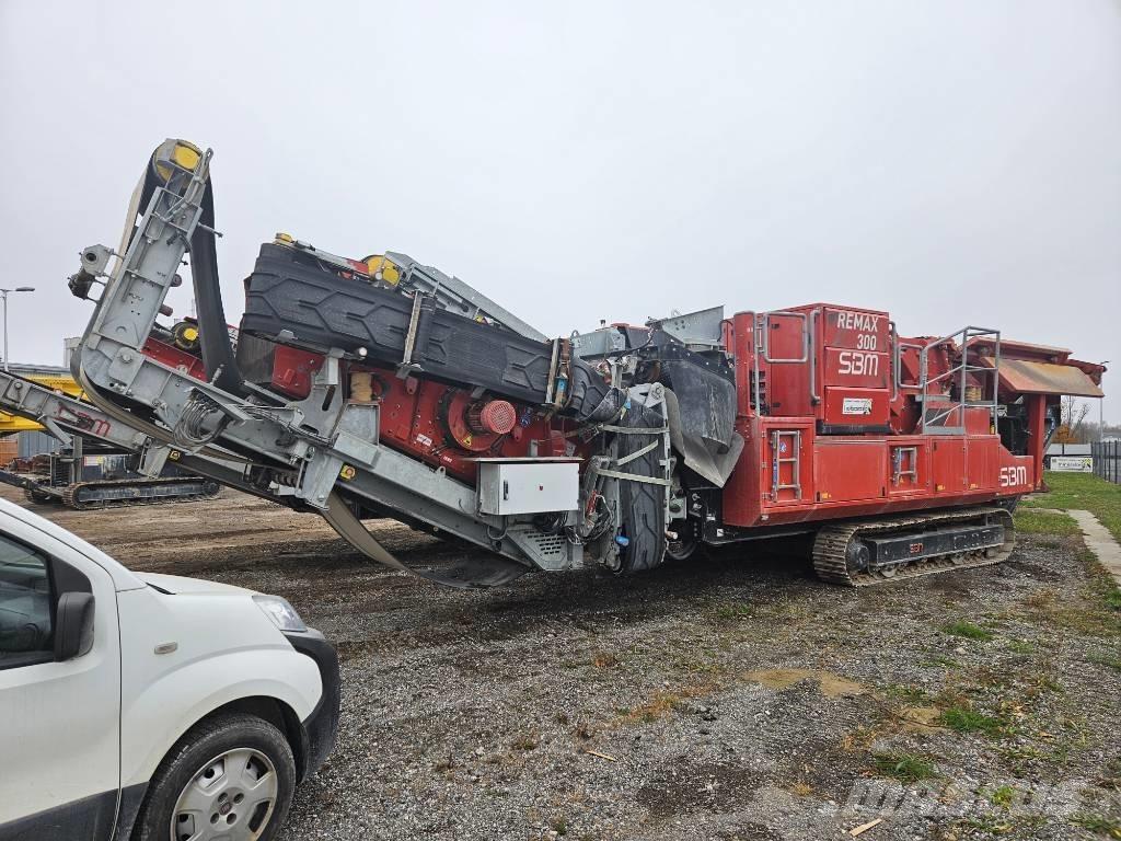 SBM Remax 300 Mobilie drupinātāji