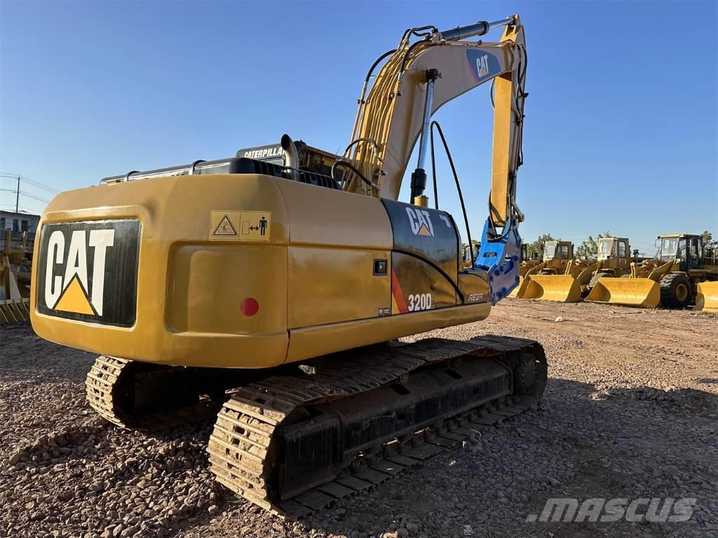 CAT 320 D L Kāpurķēžu ekskavatori