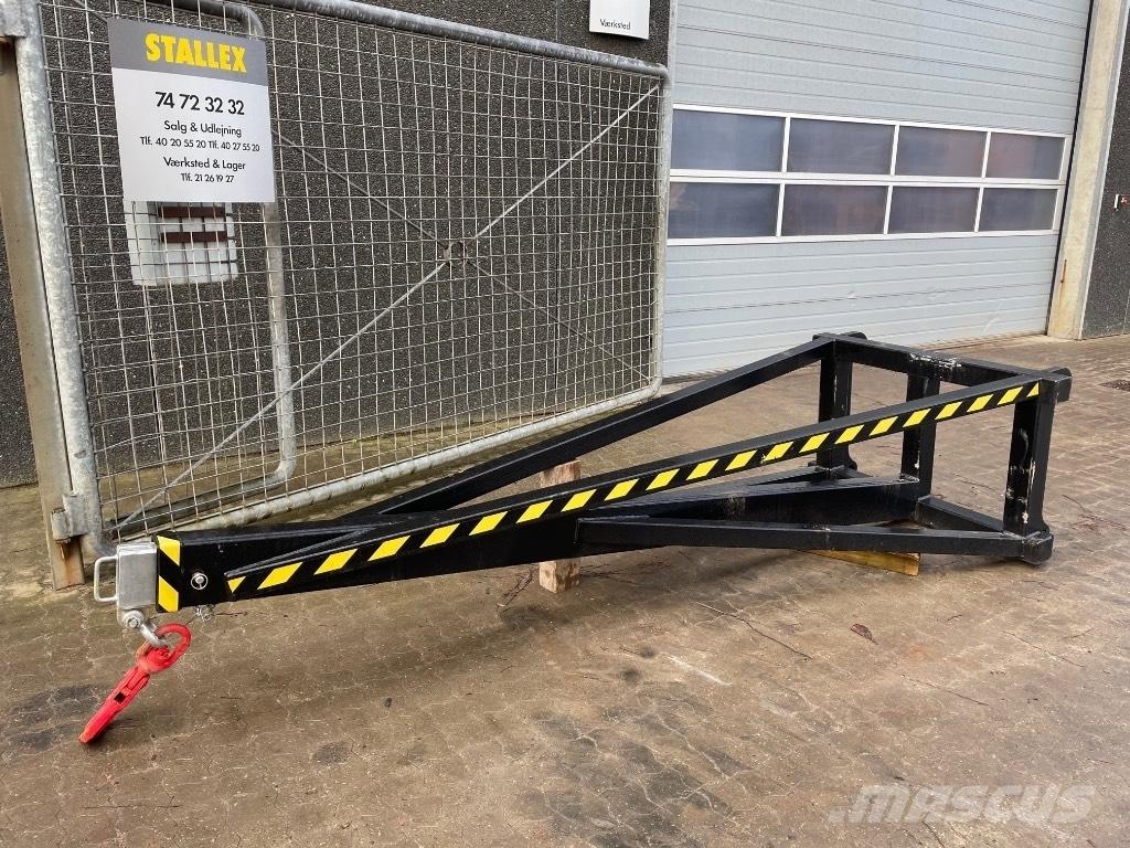  Kranarm / crane boom Citas sastāvdaļas