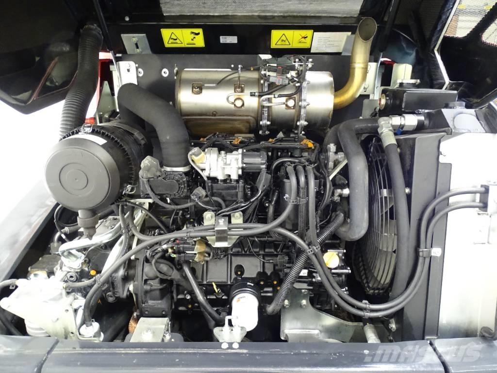 Yanmar V80-5 Iekrāvēji uz riteņiem