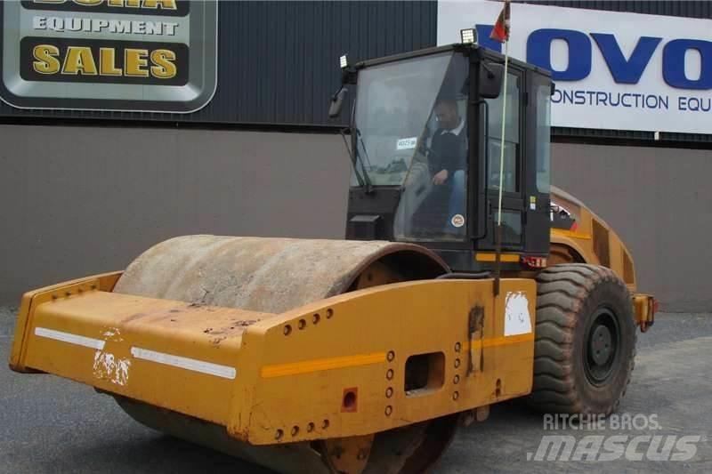 CAT CS76XT Kombinētie veltņi