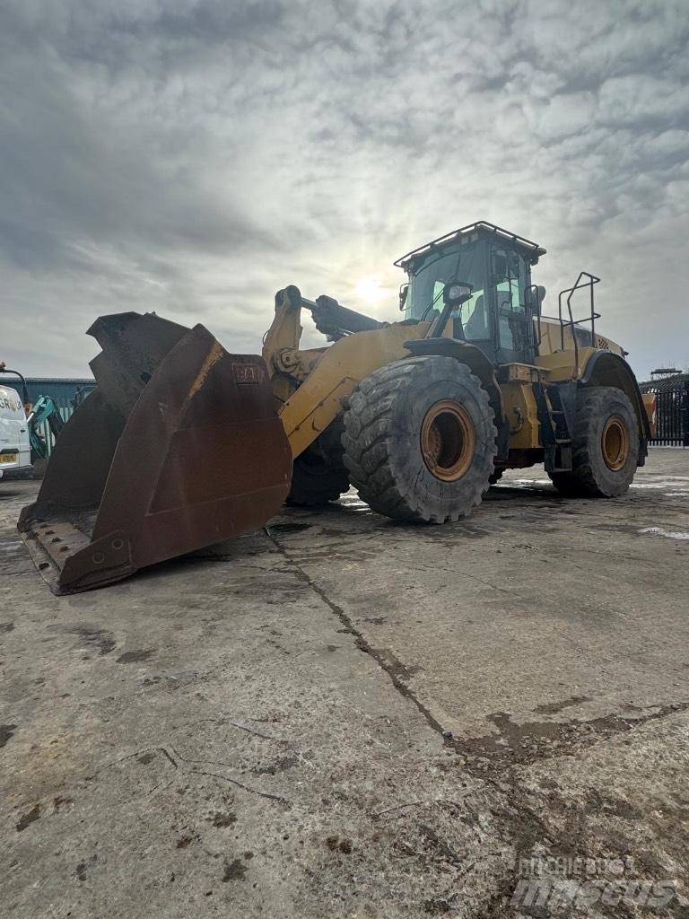 CAT 972 M Iekrāvēji uz riteņiem