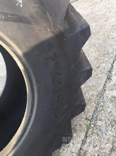 Goodyear 650/75R32 Riepas, riteņi un diski