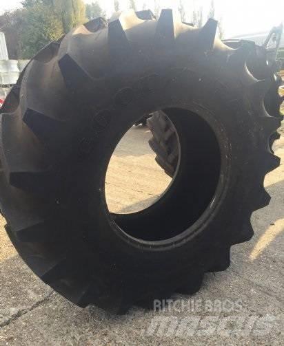 Goodyear 650/75R32 Riepas, riteņi un diski