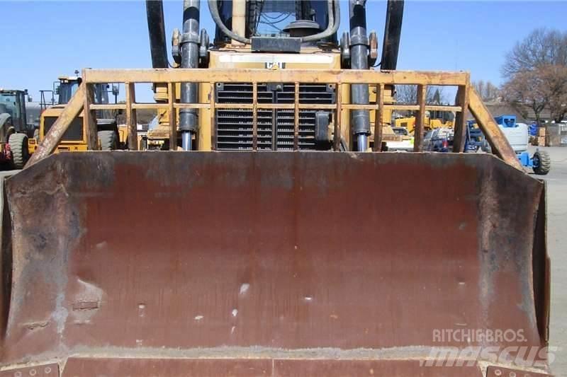 CAT D6R2 Kāpurķēžu buldozeri