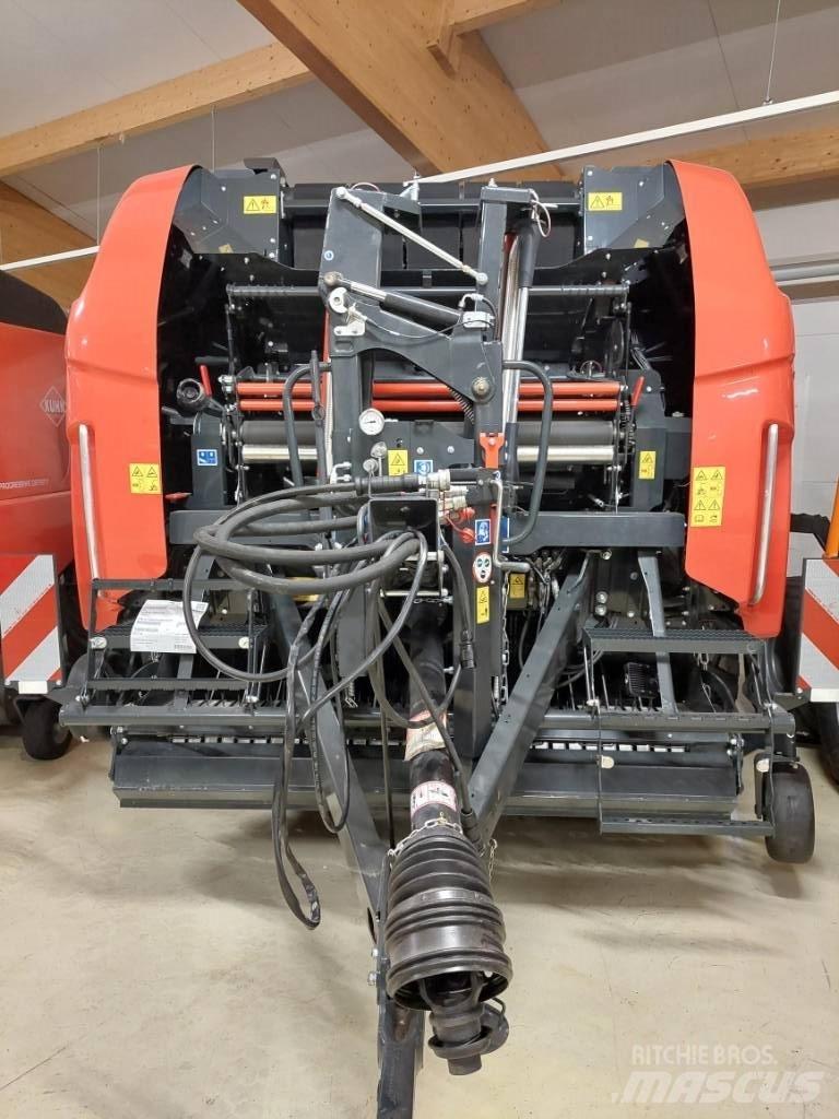Kuhn VBP 3165 OC 23 Rituļu preses
